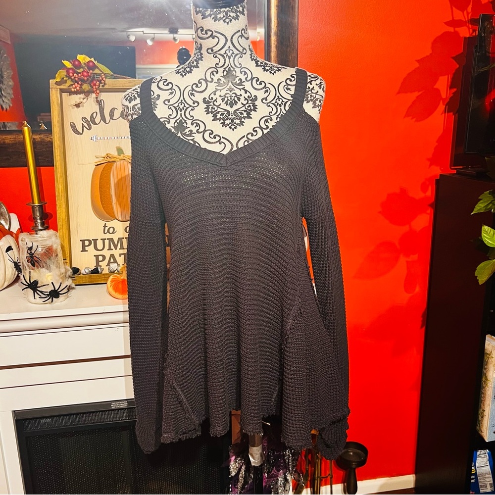 Free People Cold Shoulder Distressed Flare Peplum Waffle Knit Top SZ S